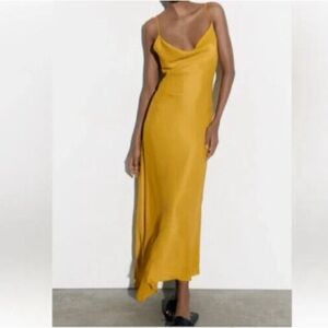 Zara Mustard Yellow Midi Dress size Xs